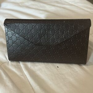 Gucci sunglasses case